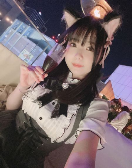 郃居家的美丽老婆_手机免费观看
