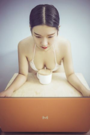 国内精品在线观看视频_HD视频大全