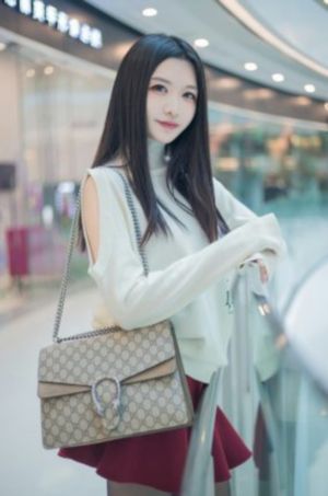 法国空姐第一集_720在线播放观看