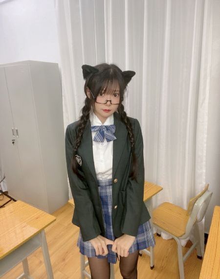 妈妈的朋友免费播放_国产剧电影免费在线
