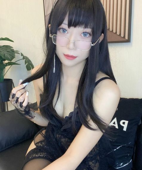 《礼仪老师》_1080高清迅雷在线观看